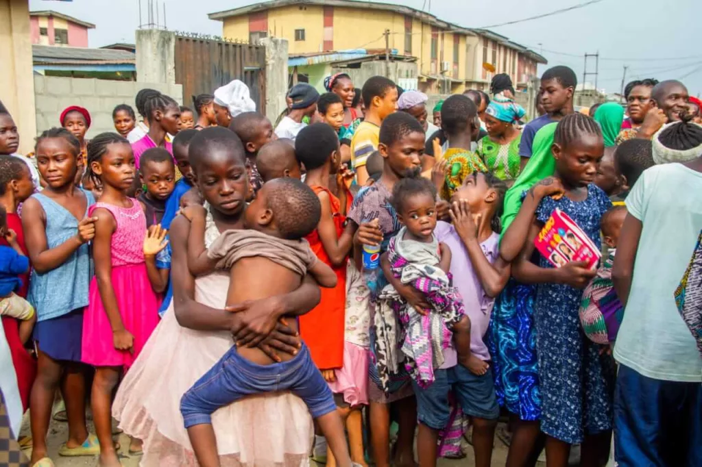 supporting-children-in-a-slum-environment-in-lagos-nigeria