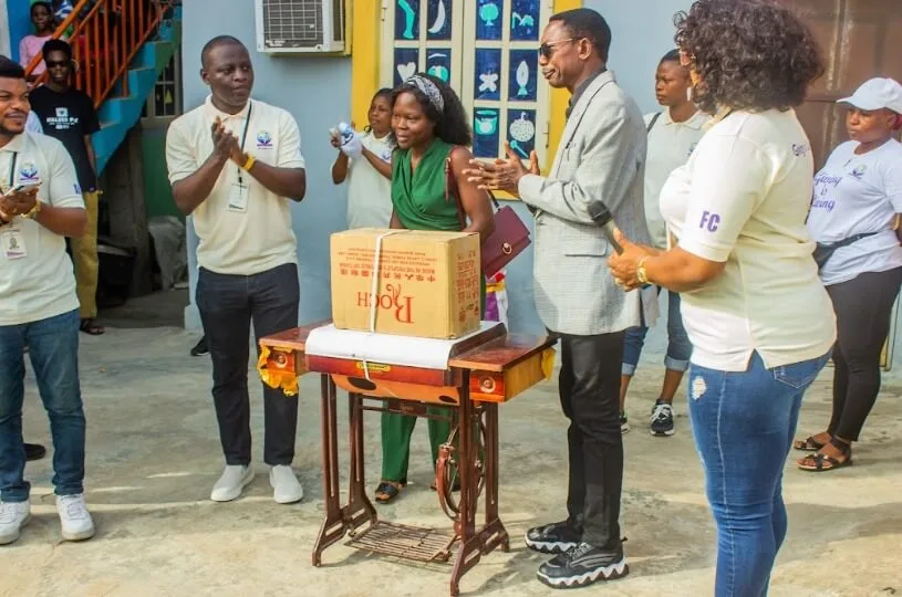 Supportive Pillar Foundation empowers free skills acquisition graduand with sewing machine and cash